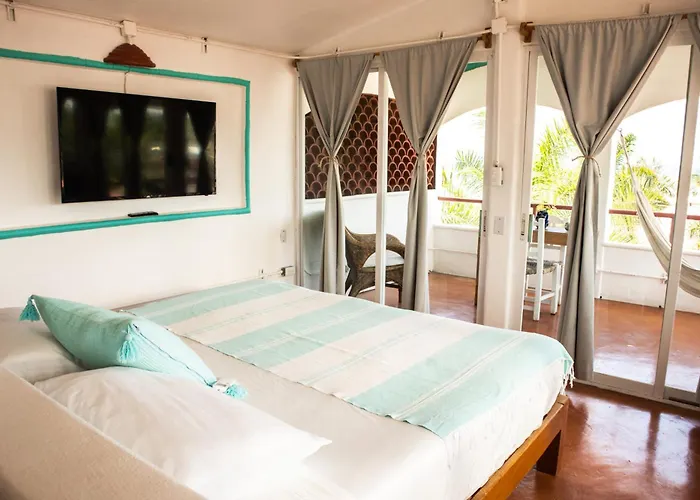 Sayulita Central Hotel